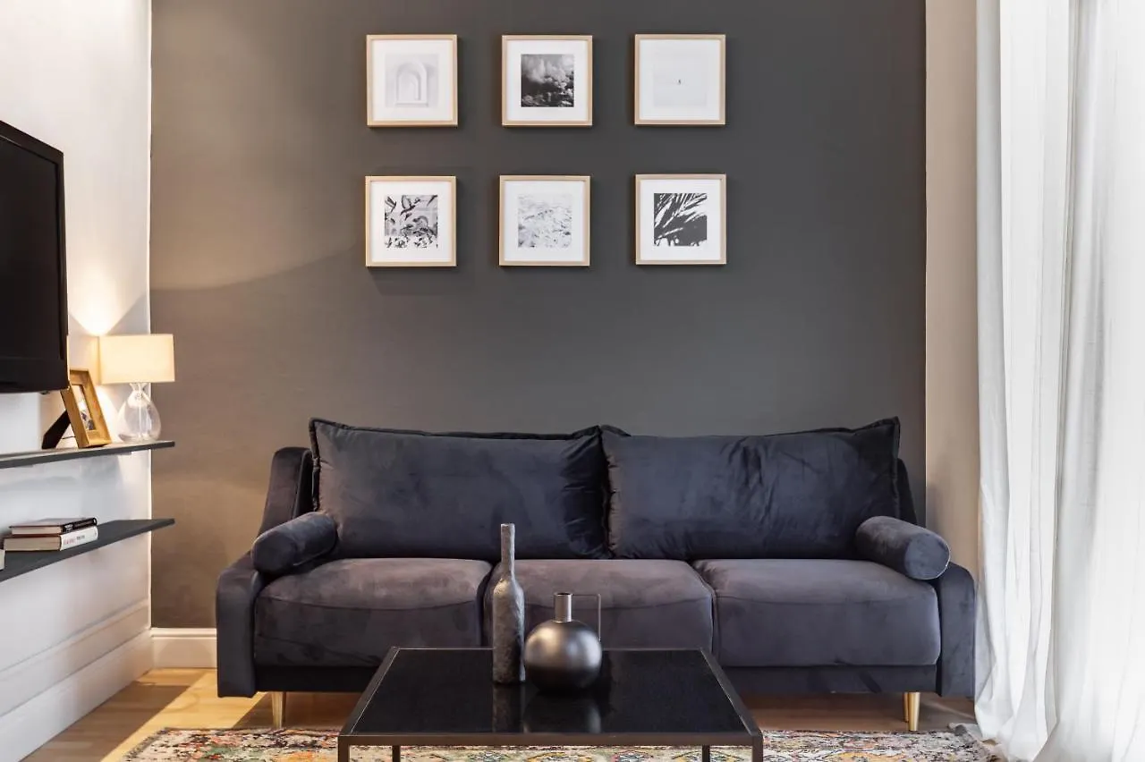 Sagrada Familia V Apartment Barcelona Spain